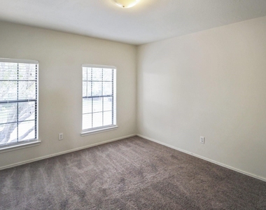 9223 Dunain Park Court - Photo Thumbnail 25