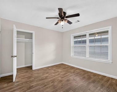 1806 Thelma Lane - Photo Thumbnail 23