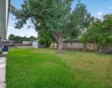 1806 Thelma Lane - Photo Thumbnail 39