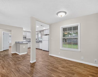 1806 Thelma Lane - Photo Thumbnail 11