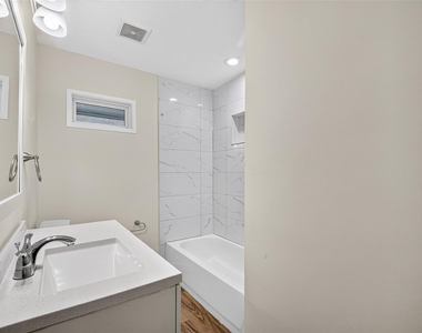 1806 Thelma Lane - Photo Thumbnail 24