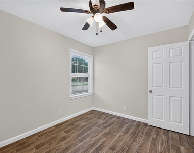 1806 Thelma Lane - Photo Thumbnail 37