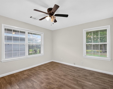 1806 Thelma Lane - Photo Thumbnail 20