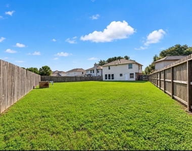 6507 Amberfield Lane - Photo Thumbnail 6