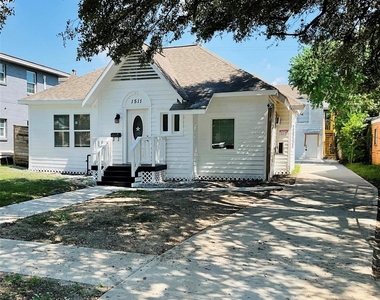 1511 Scharpe Street - Photo Thumbnail 1