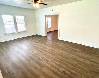 1511 Scharpe Street - Photo Thumbnail 3