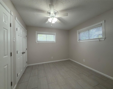 1502 Heights Boulevard - Photo Thumbnail 8