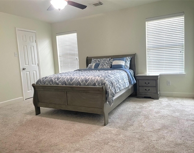 18110 Jills Way Lane - Photo Thumbnail 10