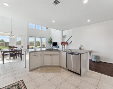 3520 Jasperstone Lane - Photo Thumbnail 2