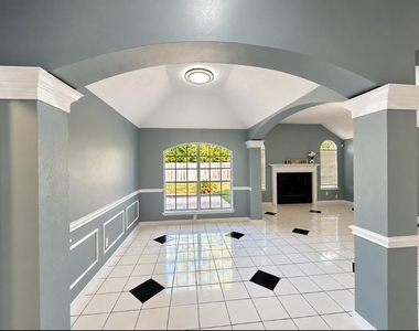 13618 Sablegrove Lane - Photo Thumbnail 7