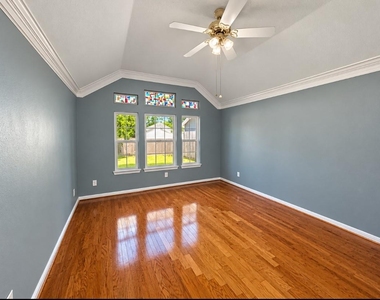 13618 Sablegrove Lane - Photo Thumbnail 12