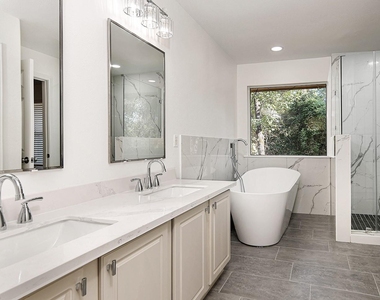 7 Peach Ridge Drive - Photo Thumbnail 14