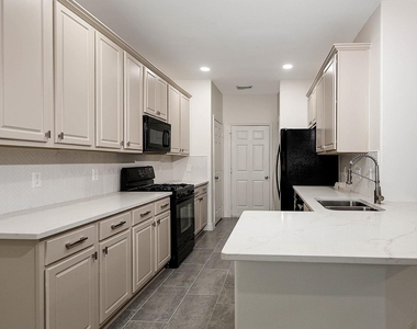 7 Peach Ridge Drive - Photo Thumbnail 8