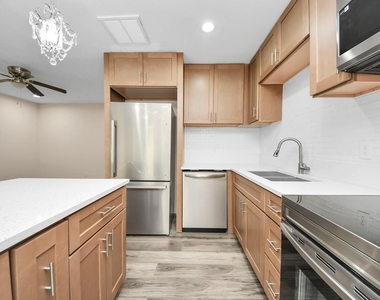 3130 5th Street - Photo Thumbnail 7