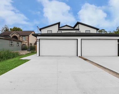 3130 5th Street - Photo Thumbnail 5