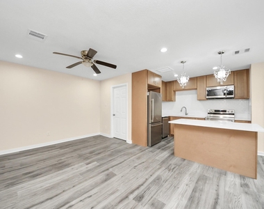 3130 5th Street - Photo Thumbnail 15