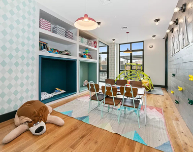 55-27 Myrtle Avenue - Photo Thumbnail 7