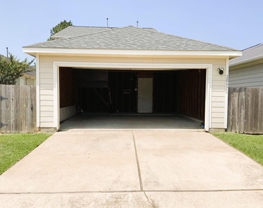 20626 Sycamore Crest Lane - Photo Thumbnail 15