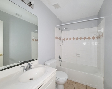 6411 Majesty - Photo Thumbnail 20