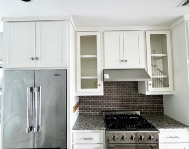 612 E 29th Street - Photo Thumbnail 7