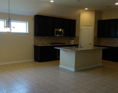 9215 Monarch Field Lane - Photo Thumbnail 7