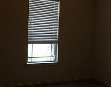 9215 Monarch Field Lane - Photo Thumbnail 15