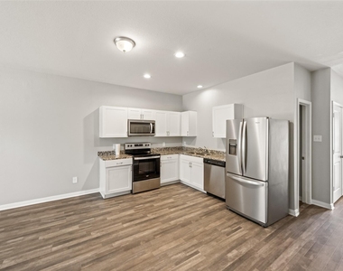 2537 18th Street - Photo Thumbnail 6