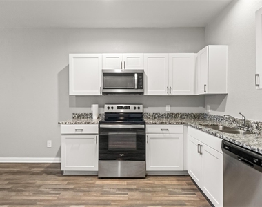 2537 18th Street - Photo Thumbnail 16