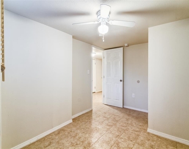 2501 Truxillo Street - Photo Thumbnail 2