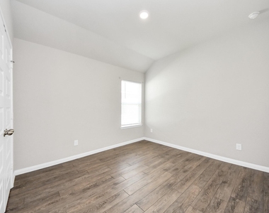 5411 Briana Dee Drive - Photo Thumbnail 32