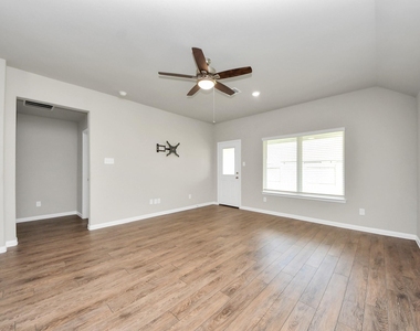 5411 Briana Dee Drive - Photo Thumbnail 16