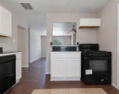 7217 Parker Road - Photo Thumbnail 4