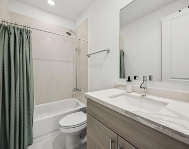 808 Cage Street - Photo Thumbnail 13