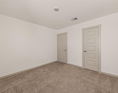 28943 Yachting Point Lane - Photo Thumbnail 31