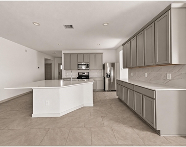 28943 Yachting Point Lane - Photo Thumbnail 10