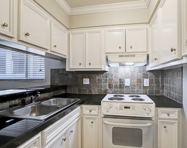 3414 Garrott Street - Photo Thumbnail 4