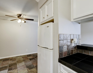 3414 Garrott Street - Photo Thumbnail 5