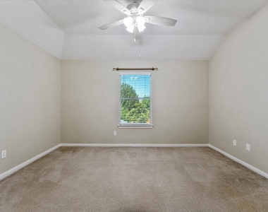 21735 W Mulberry Field Circle - Photo Thumbnail 23