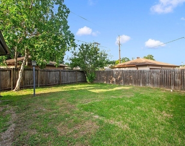 6106 Rutherglenn Drive - Photo Thumbnail 40
