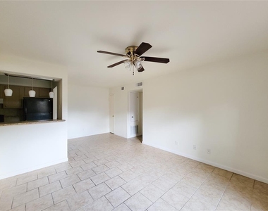 7409 Avenue L - Photo Thumbnail 5