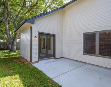 2126 Windmill Drive - Photo Thumbnail 25