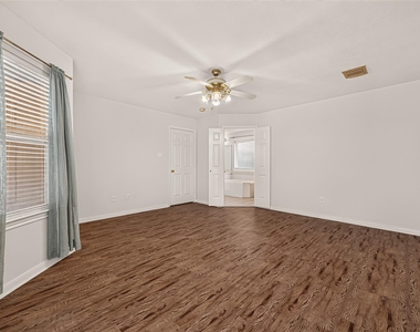 11107 Creekline Meadow Court - Photo Thumbnail 25