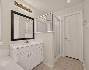 11107 Creekline Meadow Court - Photo Thumbnail 29