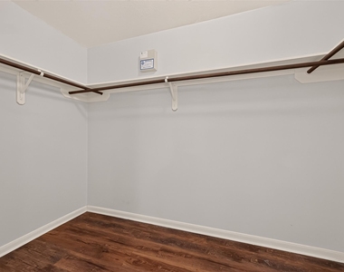 11107 Creekline Meadow Court - Photo Thumbnail 31