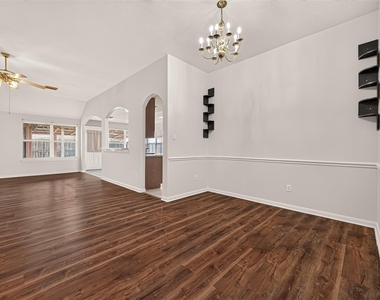 11107 Creekline Meadow Court - Photo Thumbnail 3