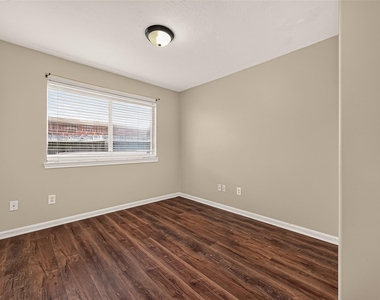 11107 Creekline Meadow Court - Photo Thumbnail 20
