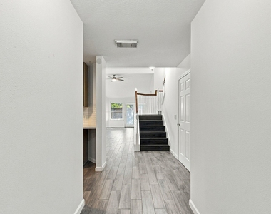 6331 Canyon Rock Way - Photo Thumbnail 7