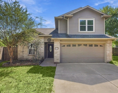 6331 Canyon Rock Way - Photo Thumbnail 3