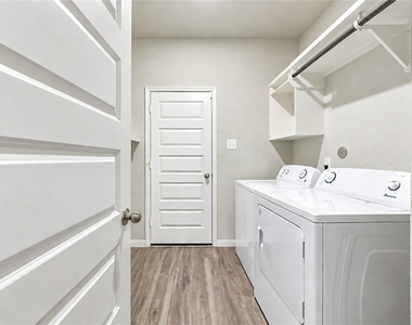 2317 Green Sturgeon Court - Photo Thumbnail 34