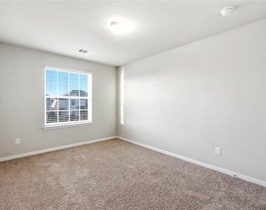 24703 Signorelli Way - Photo Thumbnail 31